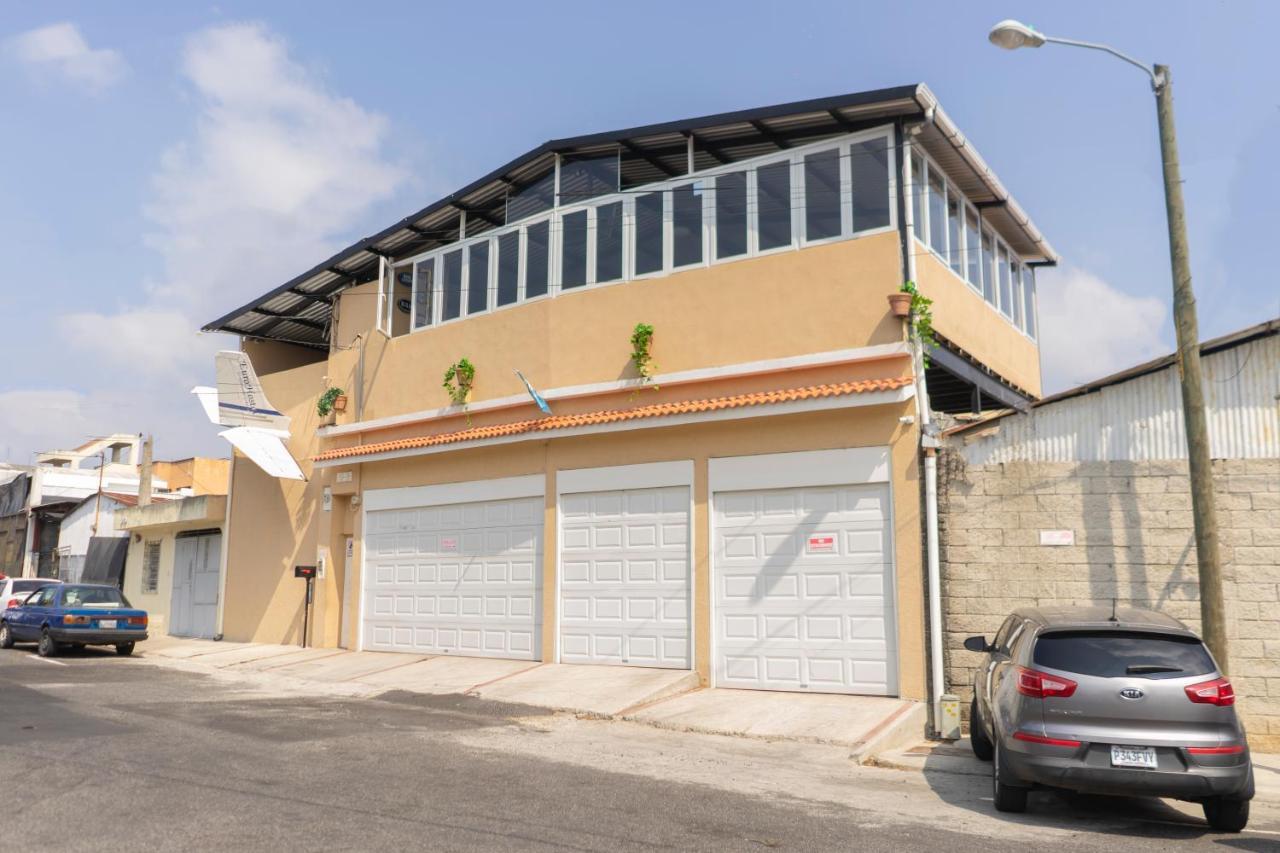 Euro Hostal Guatemala City Eksteriør bilde