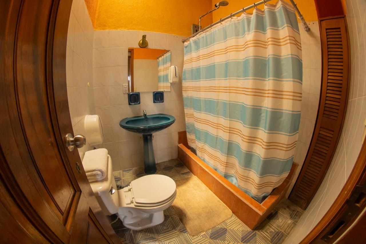 Euro Hostal Guatemala City Eksteriør bilde