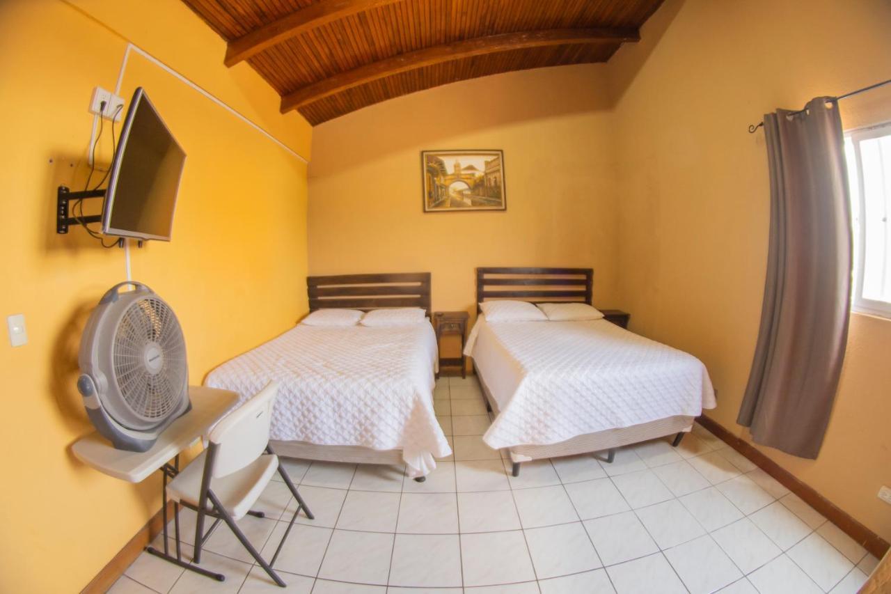 Euro Hostal Guatemala City Eksteriør bilde
